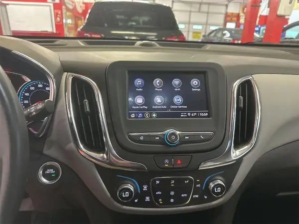 3GNAXTEGXPL252608 2023 CHEVROLET EQUINOX - Image 1