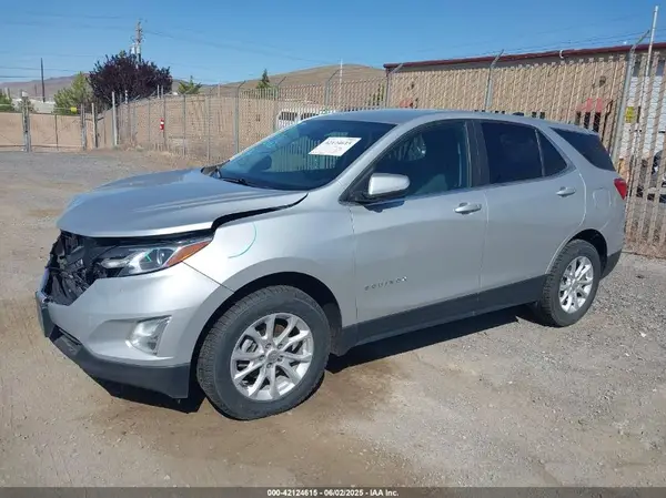 3GNAXTEV0MS160956 2021 CHEVROLET EQUINOX - Image 2
