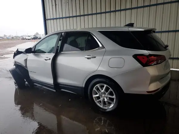3GNAXTEV0NL160970 2022 CHEVROLET EQUINOX - Image 2