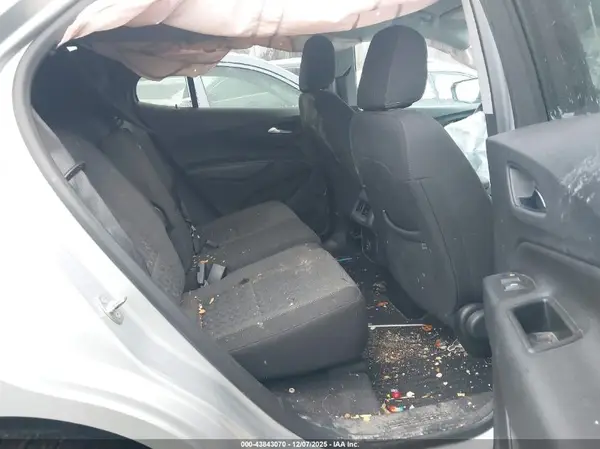 3GNAXTEV1NL135155 2022 CHEVROLET EQUINOX - Image 8
