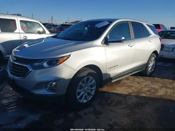 3GNAXTEV2MS158223 2021 CHEVROLET EQUINOX - Image 2