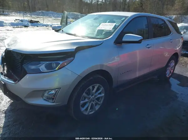 3GNAXTEV2MS160702 2021 CHEVROLET EQUINOX - Image 2