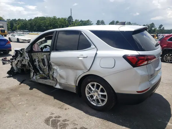 3GNAXTEV2NL134550 2022 CHEVROLET EQUINOX - Image 2