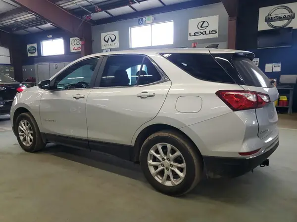 3GNAXTEV3MS161390 2021 CHEVROLET EQUINOX - Image 2