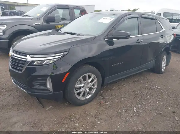 3GNAXTEV3NL133245 2022 CHEVROLET EQUINOX - Image 2