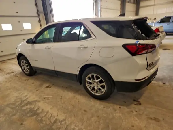 3GNAXTEV3NL139305 2022 CHEVROLET EQUINOX - Image 2