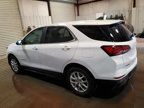 3GNAXTEV4NL134260 2022 CHEVROLET EQUINOX - Image 2