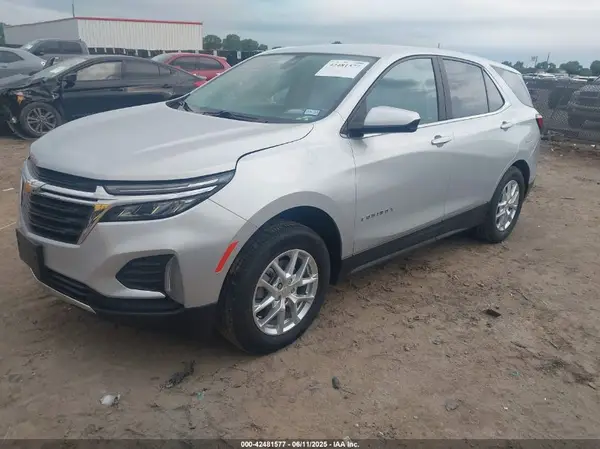 3GNAXTEV4NL134825 2022 CHEVROLET EQUINOX - Image 2