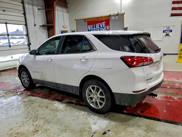 3GNAXTEV5NL134073 2022 CHEVROLET EQUINOX - Image 2