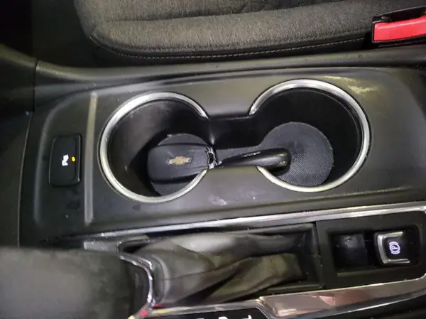 3GNAXTEV5NL143940 2022 CHEVROLET EQUINOX - Image 2