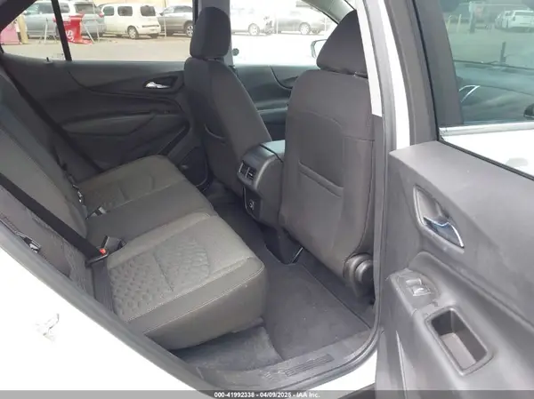 3GNAXTEV6ML393959 2021 CHEVROLET EQUINOX - Image 8