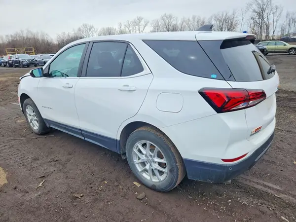 3GNAXTEV6NL106847 2022 CHEVROLET EQUINOX - Image 2