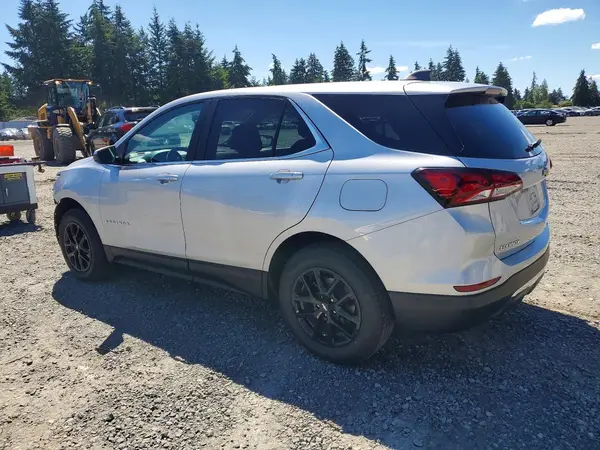 3GNAXTEV6NL134728 2022 CHEVROLET EQUINOX - Image 2