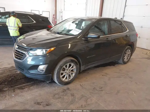 3GNAXTEV7LS504703 2020 CHEVROLET EQUINOX - Image 2