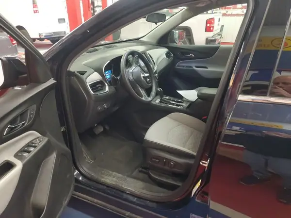 3GNAXTEV7LS729414 2020 CHEVROLET EQUINOX - Image 2