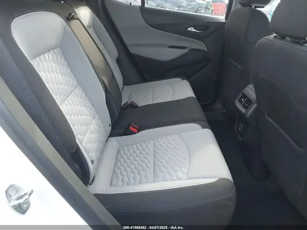 3GNAXTEV7MS137268 2021 CHEVROLET EQUINOX - Image 8
