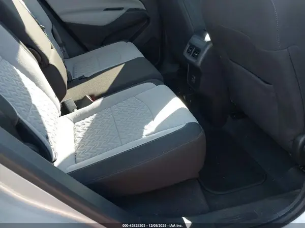 3GNAXTEV7NL137444 2022 CHEVROLET EQUINOX - Image 8