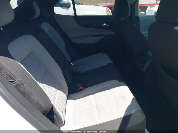 3GNAXTEV7NL244445 2022 CHEVROLET EQUINOX - Image 8