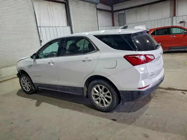 3GNAXTEV8LS640676 2020 CHEVROLET EQUINOX - Image 2