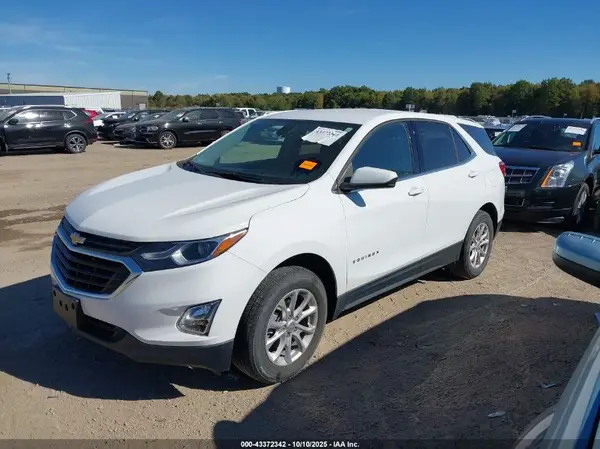 3GNAXTEV8LS656070 2020 CHEVROLET EQUINOX - Image 2