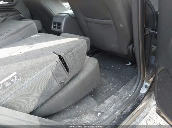 3GNAXTEV8NL100175 2022 CHEVROLET EQUINOX - Image 8
