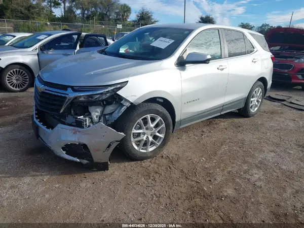 3GNAXTEV8NL134164 2022 CHEVROLET EQUINOX - Image 2