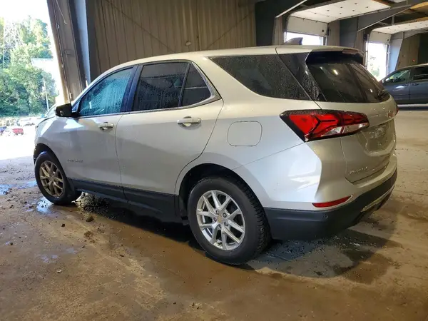 3GNAXTEV8NL212992 2022 CHEVROLET EQUINOX - Image 2