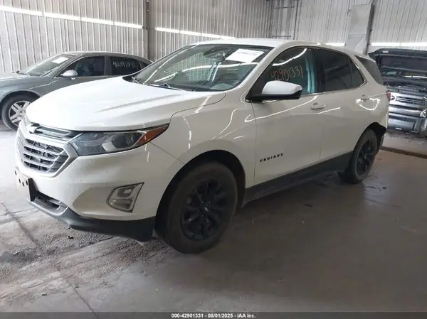 3GNAXTEV9LL316503 2020 CHEVROLET EQUINOX - Image 2