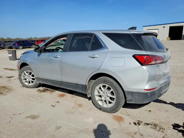 3GNAXTEV9NL181056 2022 CHEVROLET EQUINOX - Image 2