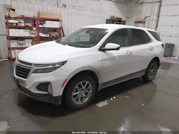 3GNAXTEV9NL241160 2022 CHEVROLET EQUINOX - Image 2