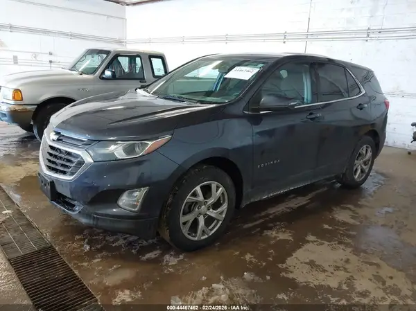 3GNAXTEX1JS511743 2018 CHEVROLET EQUINOX - Image 2