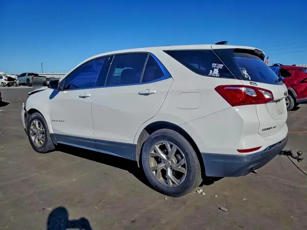 3GNAXTEX1JS558657 2018 CHEVROLET EQUINOX - Image 2