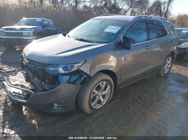 3GNAXTEX1JS600020 2018 CHEVROLET EQUINOX - Image 2