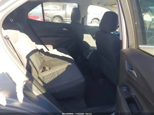 3GNAXTEX1JS641442 2018 CHEVROLET EQUINOX - Image 8