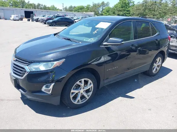 3GNAXTEX2JL130431 2018 CHEVROLET EQUINOX - Image 2