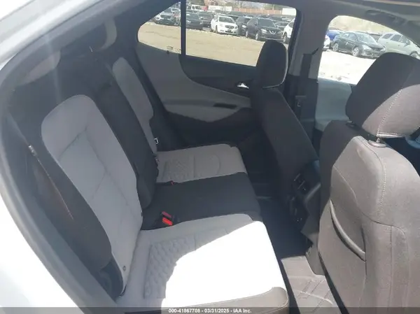 3GNAXTEX2JS550602 2018 CHEVROLET EQUINOX - Image 8