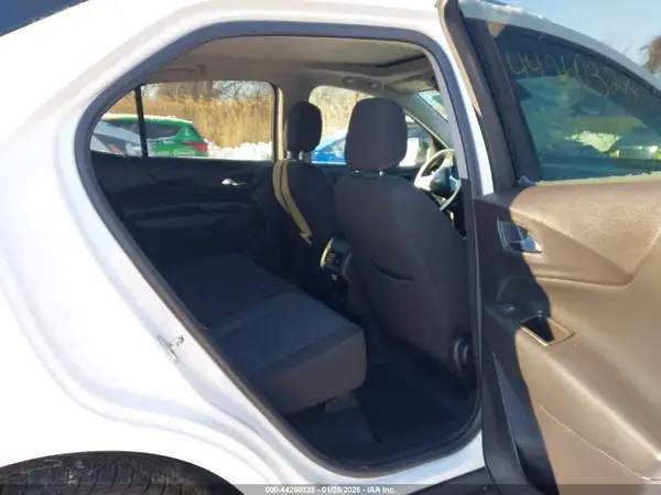 3GNAXTEX2JS610684 2018 CHEVROLET EQUINOX - Image 8