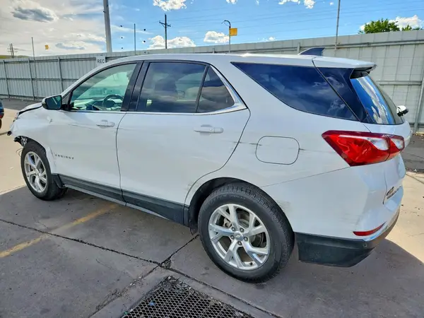 3GNAXTEX5JS555941 2018 CHEVROLET EQUINOX - Image 2