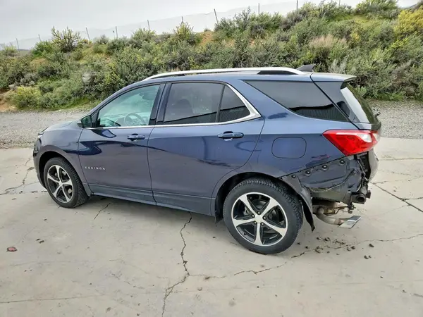 3GNAXTEX5JS592763 2018 CHEVROLET EQUINOX - Image 2