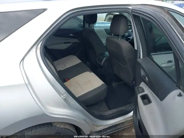 3GNAXTEX6JS530076 2018 CHEVROLET EQUINOX - Image 8