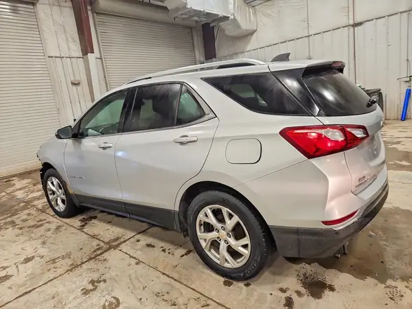 3GNAXTEX7JS589492 2018 CHEVROLET EQUINOX - Image 2