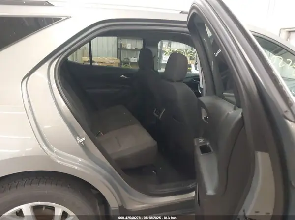 3GNAXTEX7JS616853 2018 CHEVROLET EQUINOX - Image 8