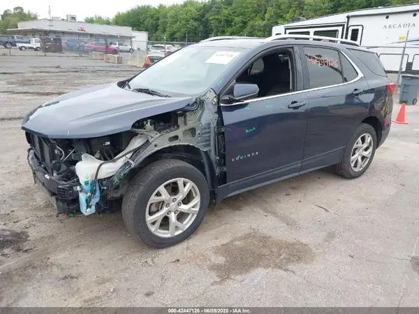 3GNAXTEXXJL294154 2018 CHEVROLET EQUINOX - Image 2