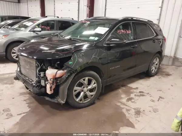 3GNAXTEXXJL367698 2018 CHEVROLET EQUINOX - Image 2