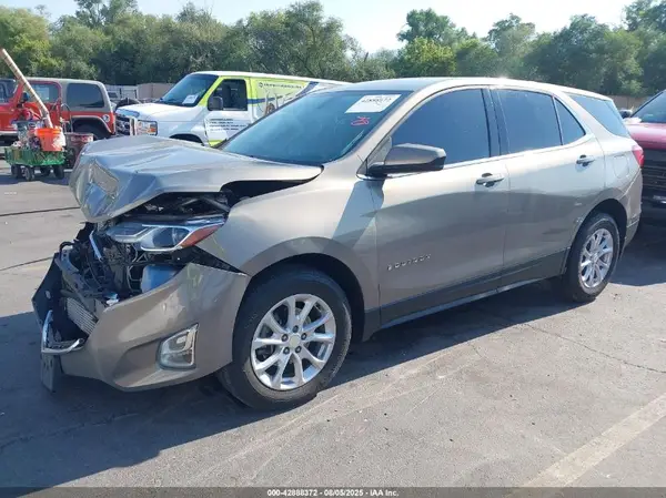 3GNAXUED3KF572484 2019 CHEVROLET EQUINOX - Image 2