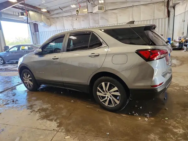 3GNAXUEG0PL120396 2023 CHEVROLET EQUINOX - Image 2
