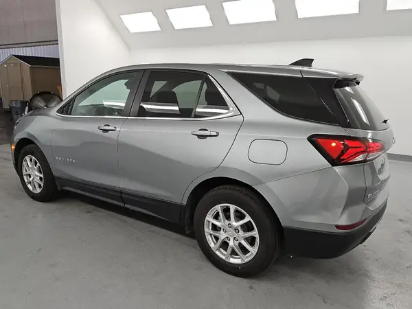3GNAXUEG0PS206720 2023 CHEVROLET EQUINOX - Image 2