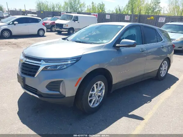 3GNAXUEG0RS182986 2024 CHEVROLET EQUINOX - Image 2