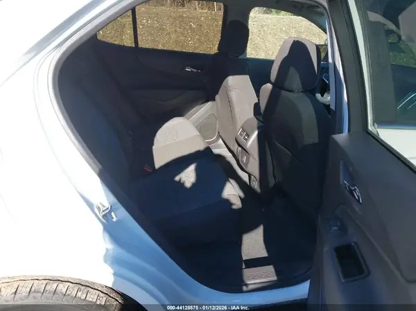 3GNAXUEG1RS153142 2024 CHEVROLET EQUINOX - Image 8