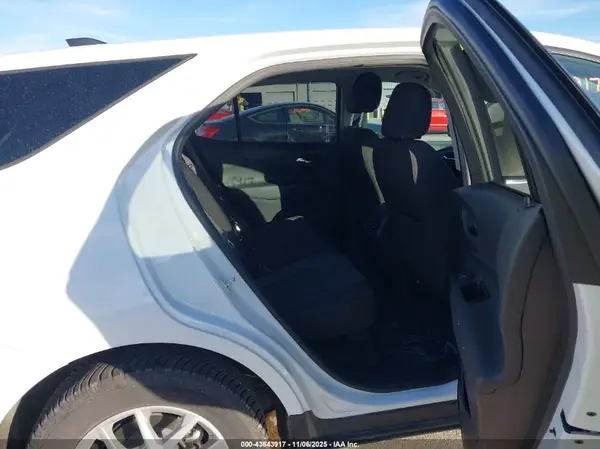 3GNAXUEG1RS205272 2024 CHEVROLET EQUINOX - Image 8